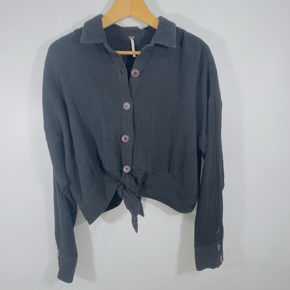 Free People Sun Streaks Blouse Black Slub Button Up Crop Tie Front Long Sleeve M - Picture 2 of 9